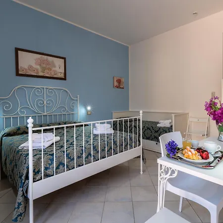 Achibea Otel