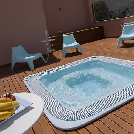 Hotel Achibea 3*