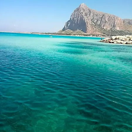 Hotell Achibea 3*